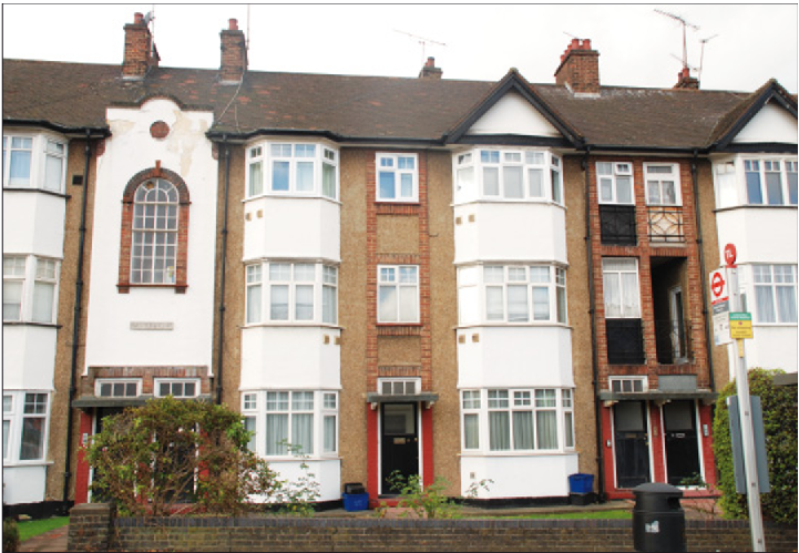11 Hurstwood Court